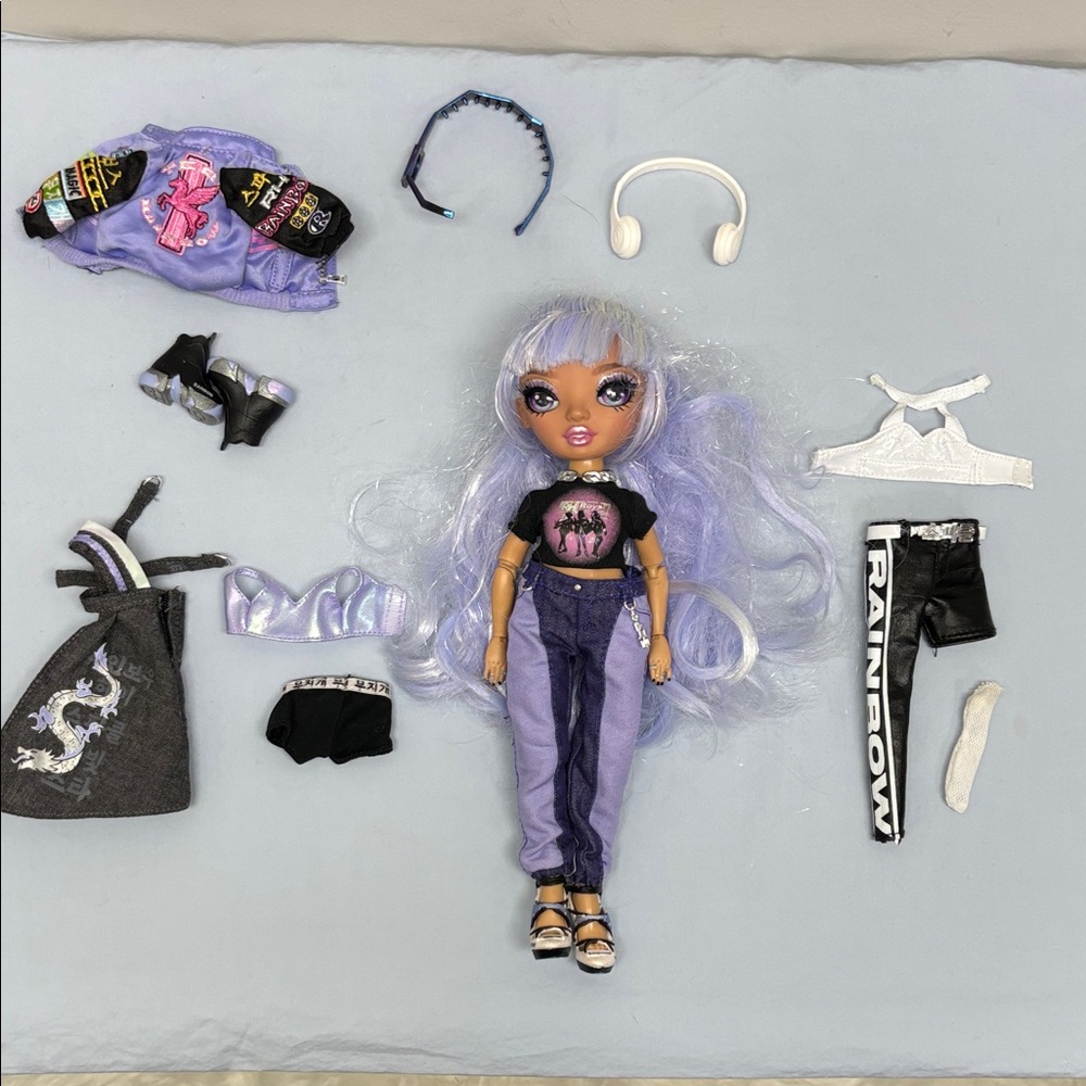 Rainbow High Rainbow Vision Royal Three K-Pop – Tessa Park Fashion Doll RARE